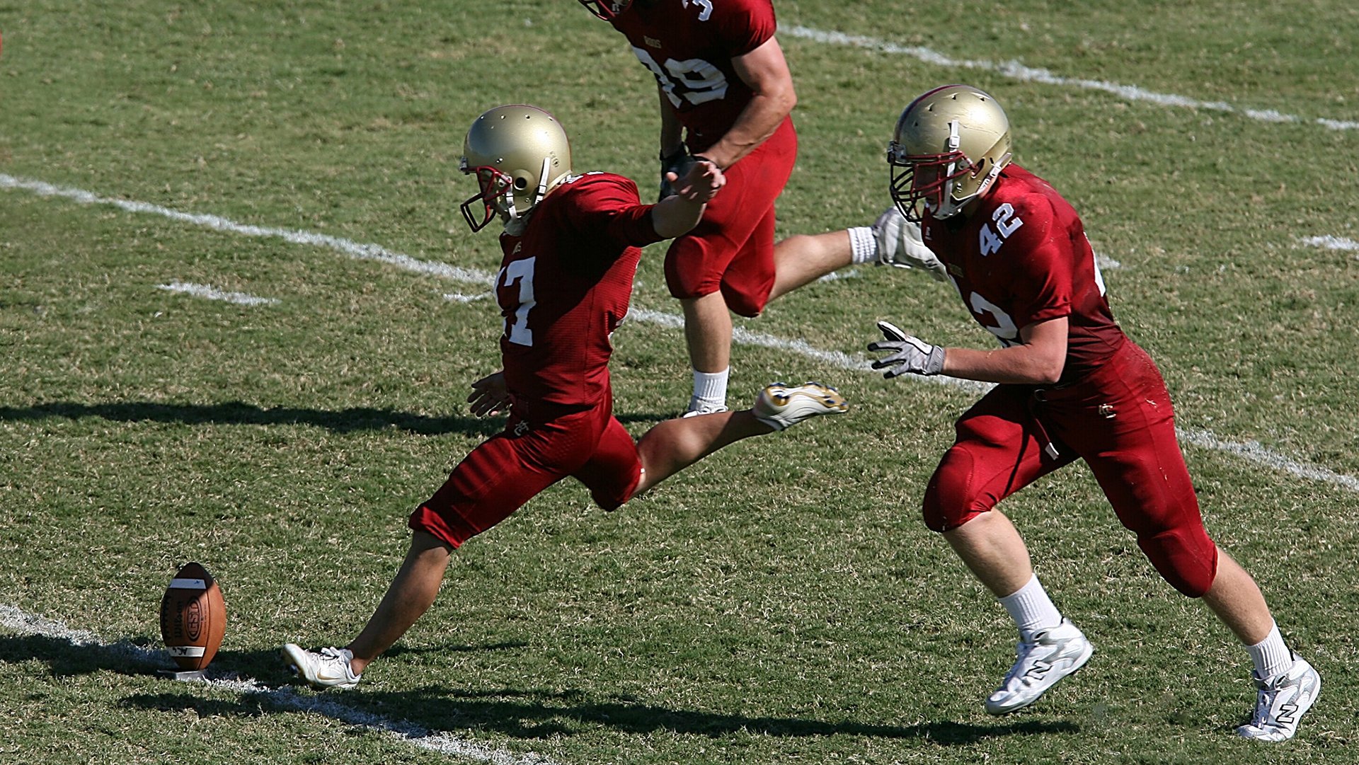 马赛的午夜钟声，布鲁诺一箭穿心的寂静与轰鸣