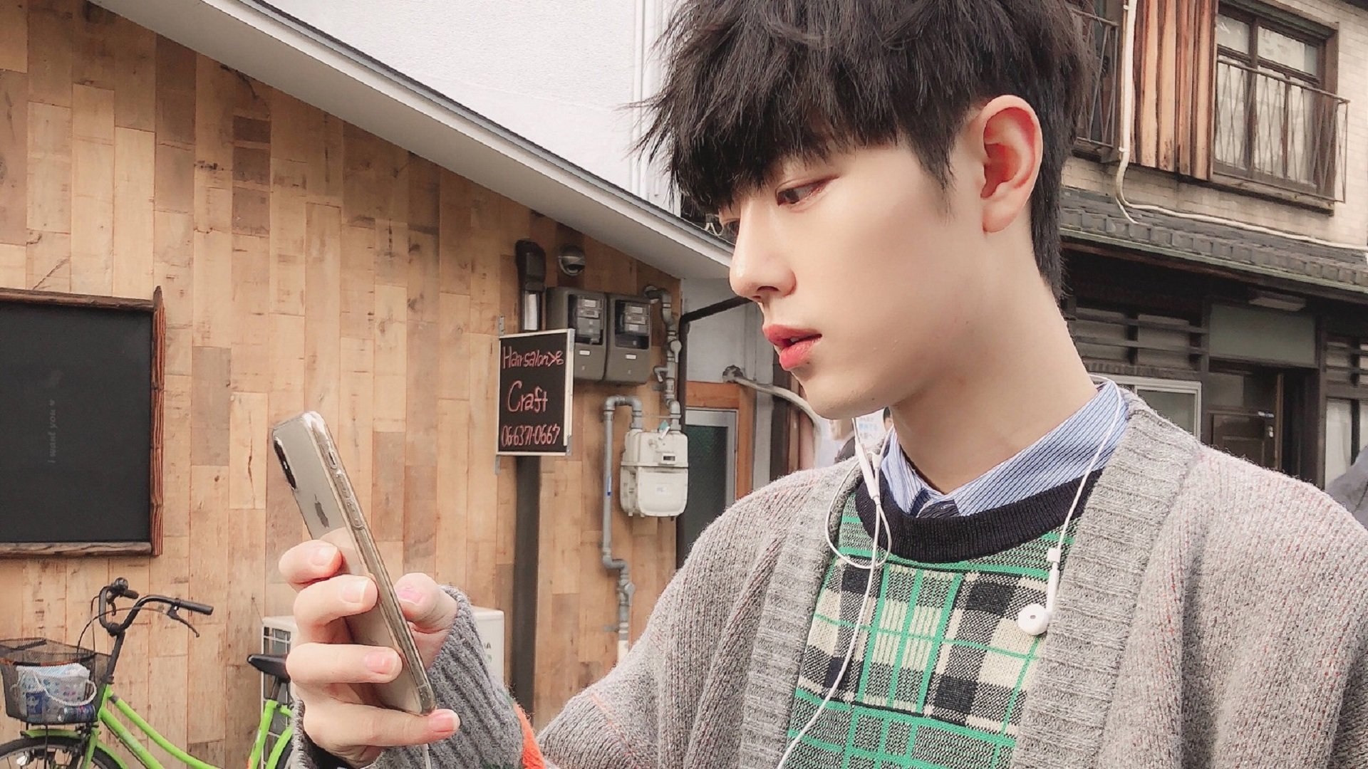 沉默的王者，楚阿梅尼用一记鱼跃点燃马赛城