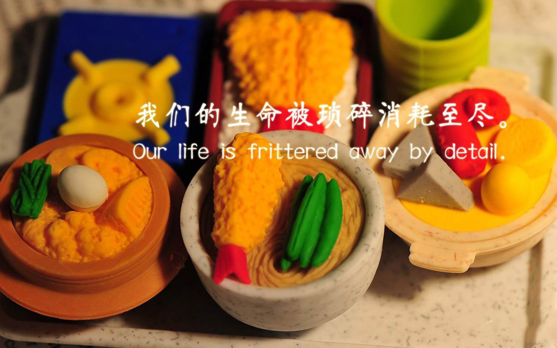 看到您给出的两个看似不相关的关键词,这确实是一个有趣的挑战。我的思路是,通过一个核心人物的视角,将两场在不同时空发生的比赛,巧妙地编织进同一个情感与宿命的故事里