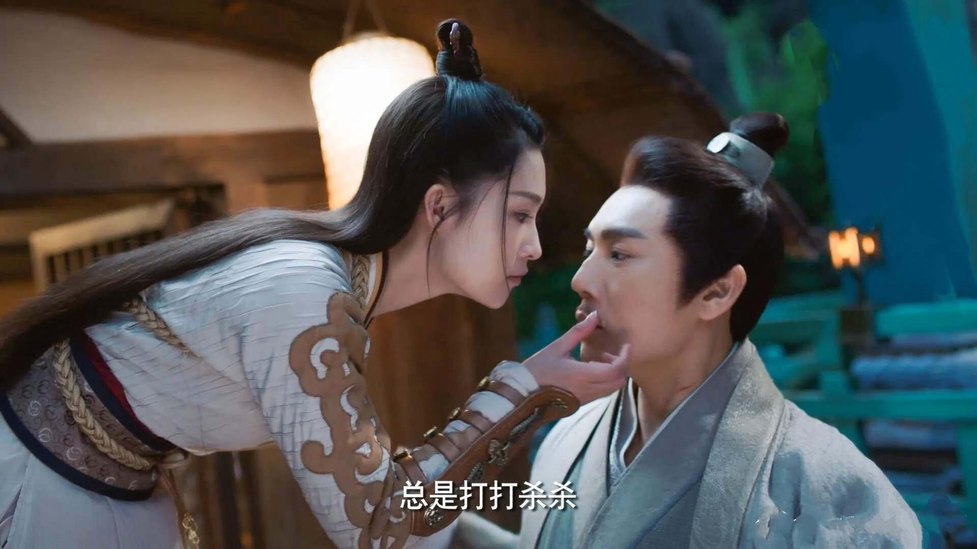 当戈贝尔的数据深渊笼罩赛场，热火与雄鹿的隐形第三人